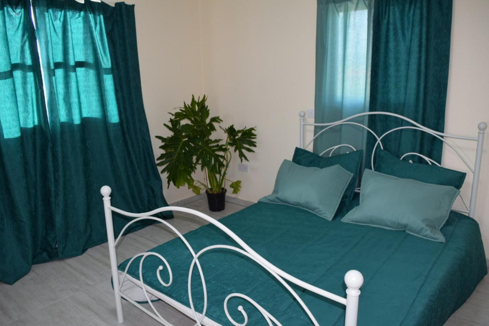 Mersinera Paradise Garden 2 Larnaca Exterior photo