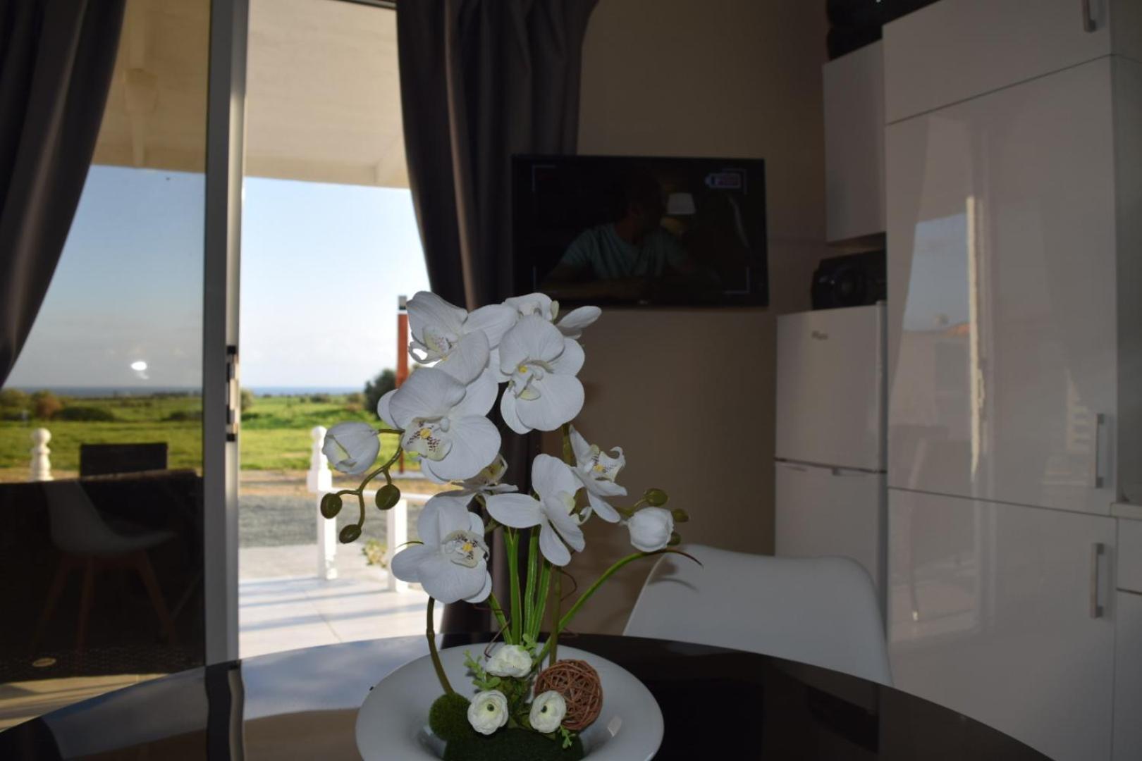 Mersinera Paradise Garden 2 Larnaca Exterior photo